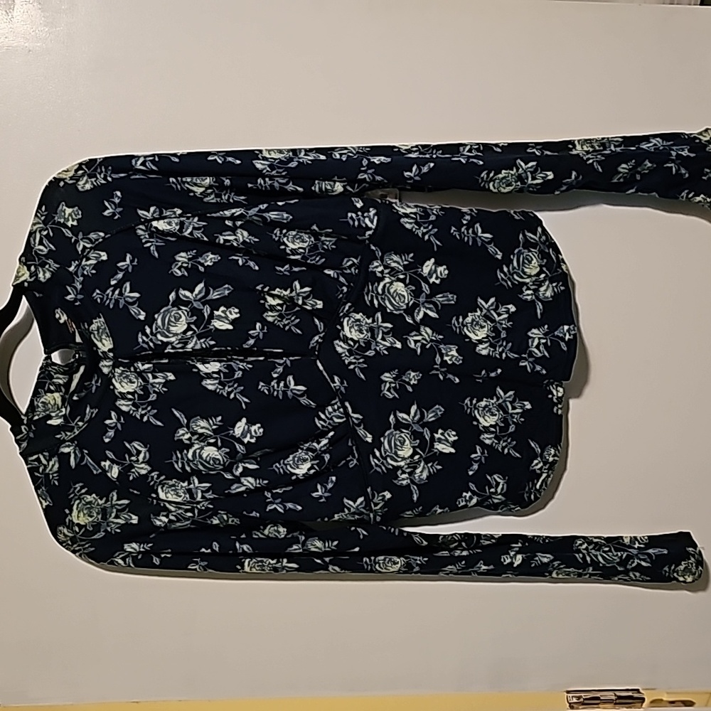 NWT Free People Blue Floral Long Sleeve With Cutouts Sz XL